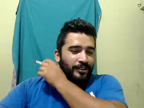 Snapshot of isearchcompany chatting on 02.17.25 isearchcompany online show from 02.17.25