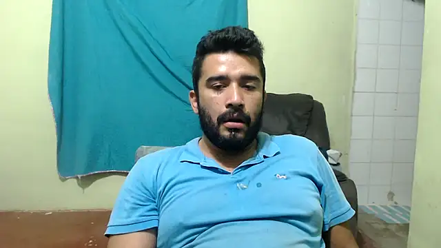 Snapshot of isearchcompany chatting on 02.18.25 isearchcompany online show from 02.18.25