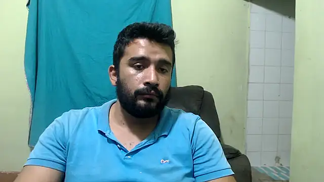 Snapshot of isearchcompany chatting on 02.19.25 isearchcompany online show from 02.19.25