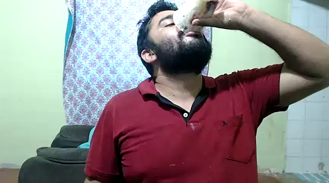 Snapshot of isearchcompany chatting on 02.25.25 isearchcompany online show from 02.25.25