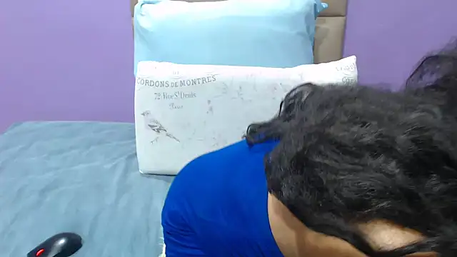 Snapshot of PeachAss4UU chatting on 10.16.25 PeachAss4UU online show from 10.16.25