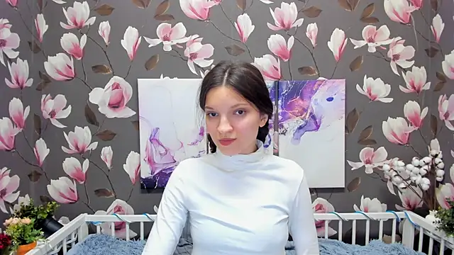 Snapshot of MelaniGrand chatting on 01.24.25 MelaniGrand online show from 01.24.25