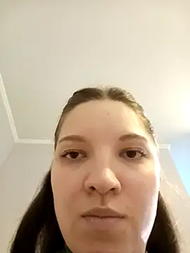 Snapshot of MelaniGrand chatting on 09.24.25 MelaniGrand online show from 09.24.25