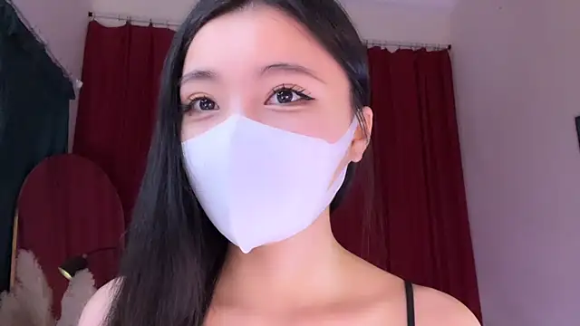 Snapshot of alaia-EDP chatting on 02.01.26 alaia-EDP online show from 02.01.26