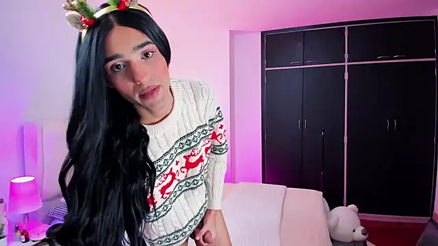 Ainhoads online show from 12.15.24