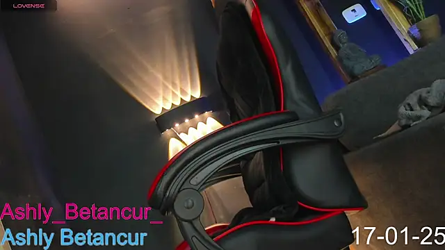 AshlyBetancurX online show from 01.18.25