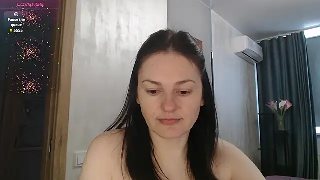 Stacy Davice online show from 04.10.26