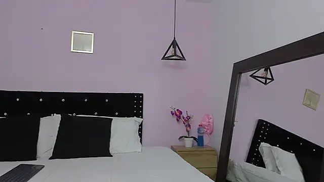 CeliWoods online show from 02.02.25