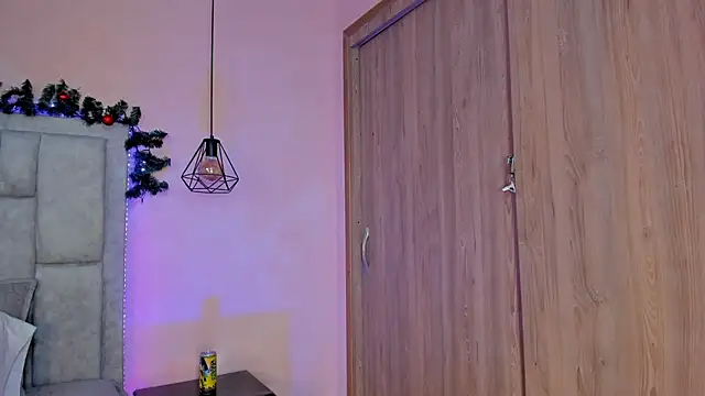 Stefhanyblow online show from 11.21.25