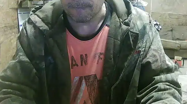 Snapshot of hardcok4u2abuse40 chatting on 02.14.25 hardcok4u2abuse40 online show from 02.14.25