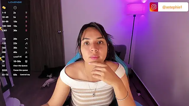 Miss Nicole online show from 02.07.26