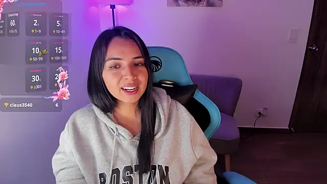 Miss Nicole online show from 04.30.26