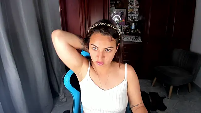Miss Nicole online show from 07.22.26
