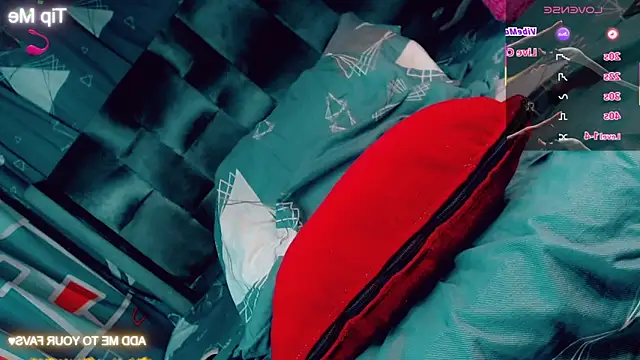 CharlotteBigCock online show from 03.04.26