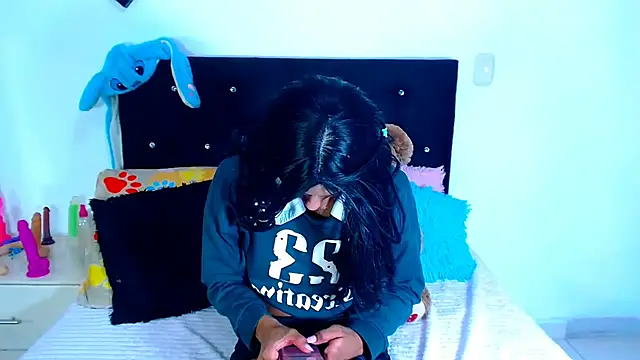 Snapshot of Jenng18 chatting on 12.17.25 Jenng18 online show from 12.17.25