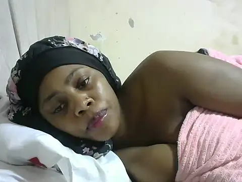 naughty miami online show from 12.17.25