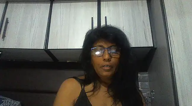 MsAttitude online show from 03.13.25