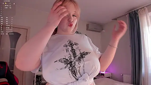 LisaLaas online show from 03.21.25