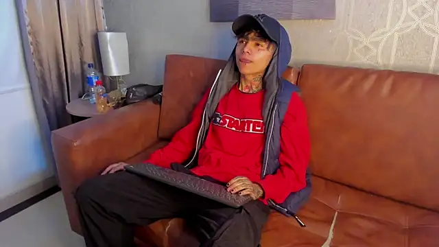 AcidMilo online show from 12.11.24