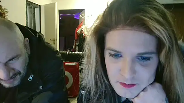 Snapshot of TransandBoy chatting on 12.12.24 TransandBoy online show from 12.12.24