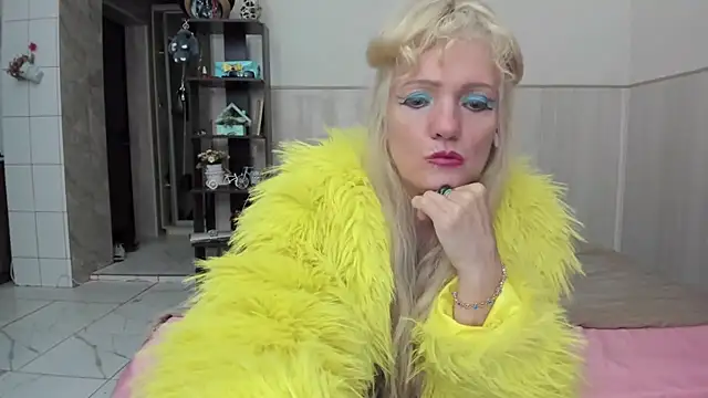 TrueFoxyyy online show from 10.15.25