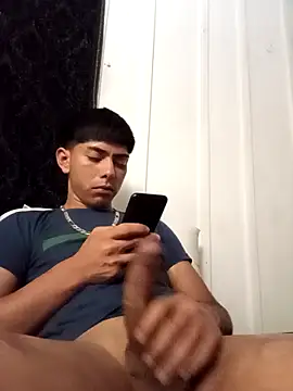 SEBASTHIAN online show from 12.21.25