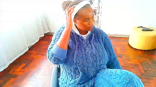 Snapshot of Charlie-Crawford chatting on 02.20.25 Charlie-Crawford online show from 02.20.25