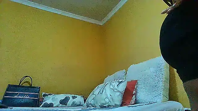 Snapshot of Charlie-Crawford chatting on 03.05.25 Charlie-Crawford online show from 03.05.25