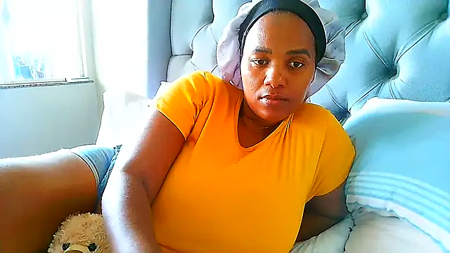 Snapshot of Charlie-Crawford chatting on 03.23.25 Charlie-Crawford online show from 03.23.25