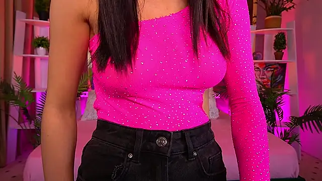 LittleeCutee online show from 10.20.25