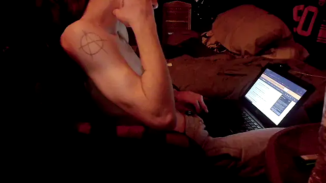 xxxTony999 online show from 11.04.25