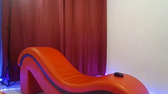 sophieandmarkls online show from 11.20.25