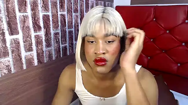 Snapshot of dirtydolltsx chatting on 01.19.26 dirtydolltsx online show from 01.19.26