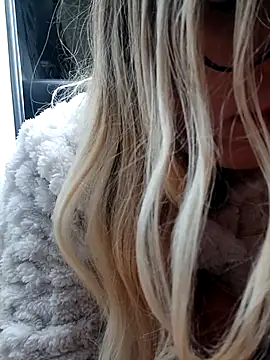 dolcehelena993 online show from 11.15.25