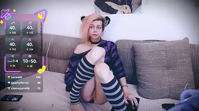 Littlepinkcat online show from 10.30.25