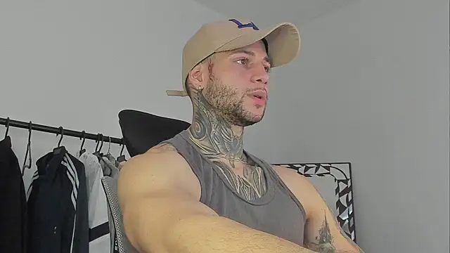 Snapshot of _jamesleandros1 chatting on 10.23.25 jamesleandros1 online show from 10.23.25