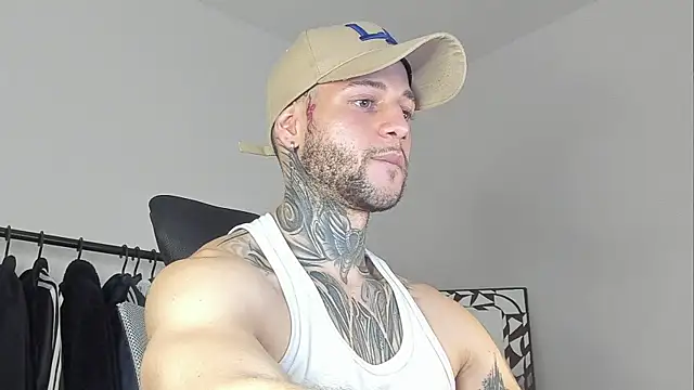 Snapshot of _jamesleandros1 chatting on 11.07.25 jamesleandros1 online show from 11.07.25