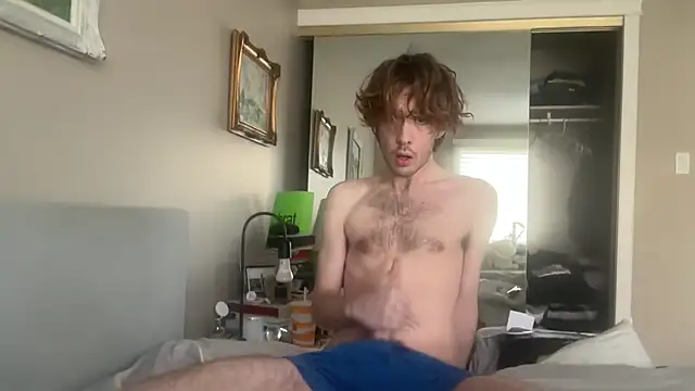 Snapshot of brokewbigdick chatting on 02.04.25 brokewbigdick online show from 02.04.25