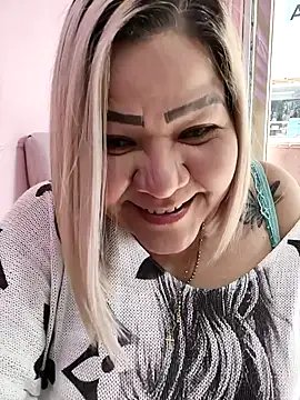 Snapshot of Dalessa_Bigtits chatting on 03.22.26 Dalessa Bigtits online show from 03.22.26