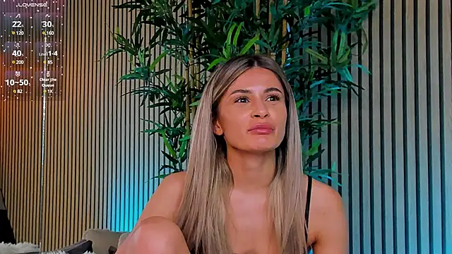 Avril Cyrus online show from 02.27.25