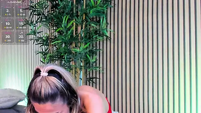 Avril Cyrus online show from 03.20.25