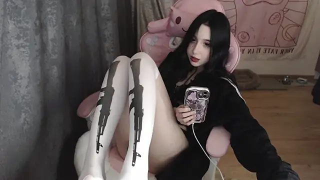 Holy420lolii online show from 01.22.25