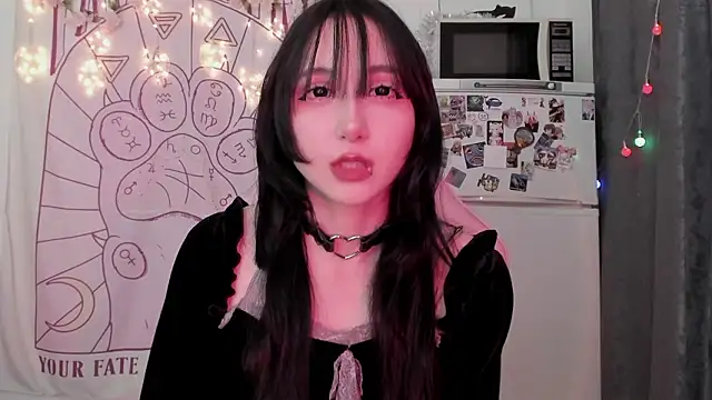 Holy420lolii online show from 01.16.26