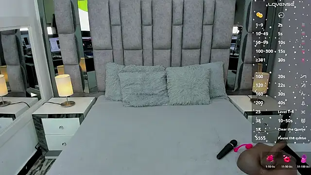 EMMAHILL1 online show from 11.12.25