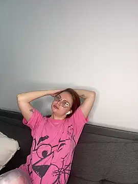 lovebellagrey online show from 04.08.26