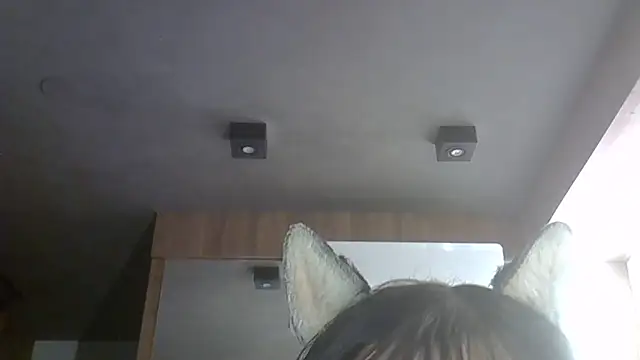 Skinny-Kitten online show from 05.18.26