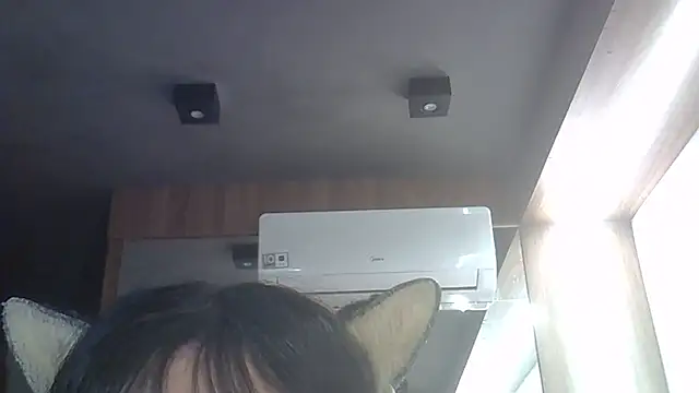 Skinny-Kitten online show from 05.25.26