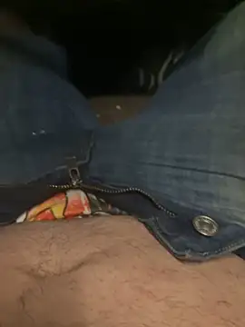 Snapshot of prekumstud chatting on 12.15.25 prekumstud online show from 12.15.25