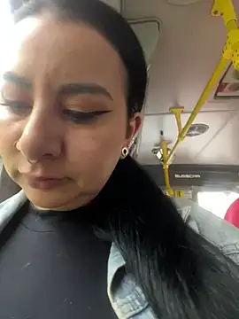 Abril Luv online show from 03.12.25