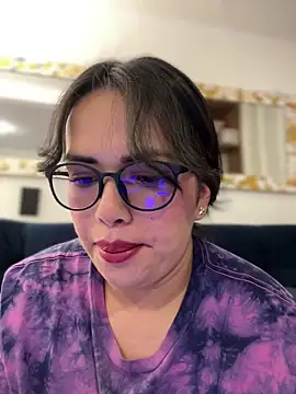 Snapshot of andra_rose chatting on 01.23.25 andra rose online show from 01.23.25